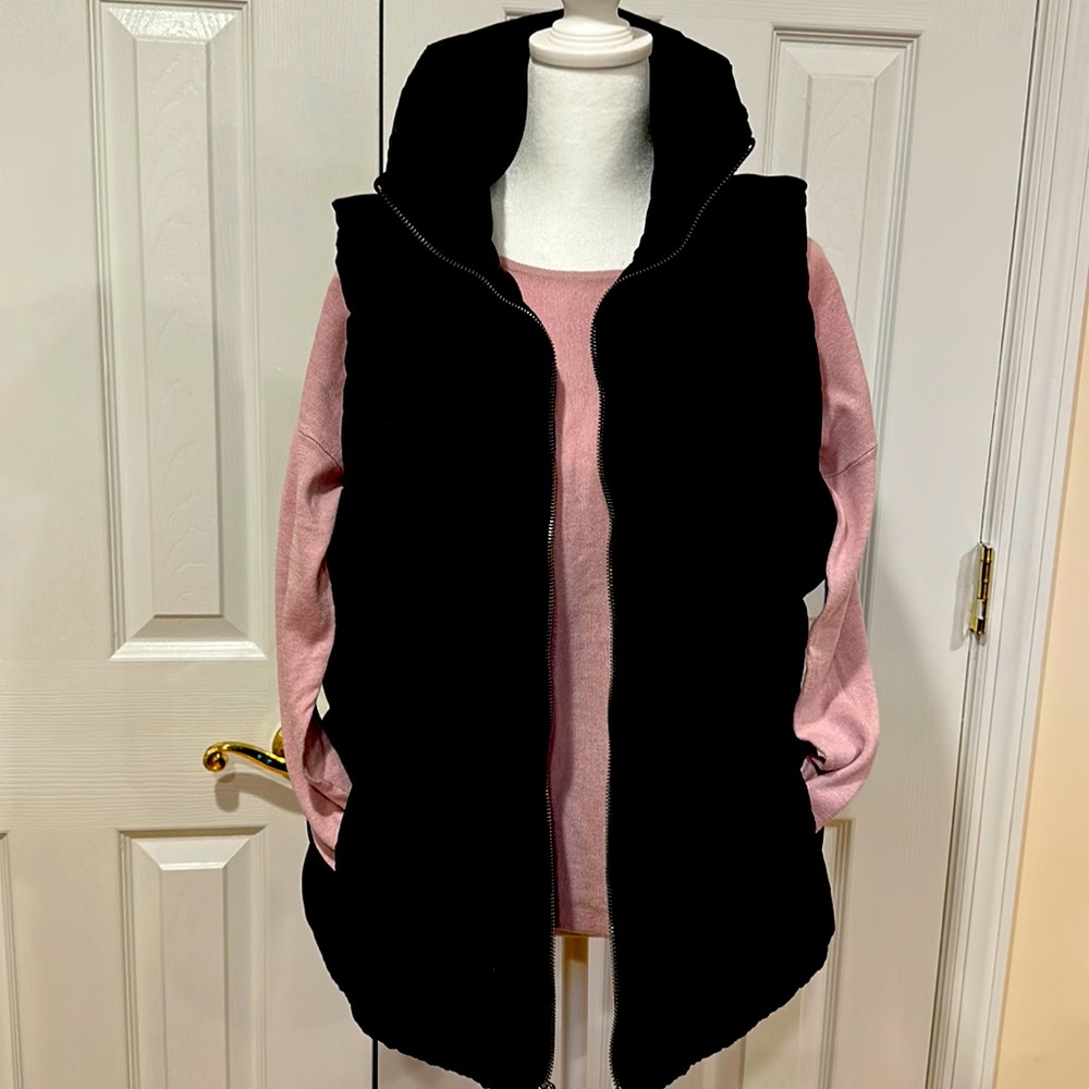 Women’s  L. Puffer Vest & M. Dolman Sleeve Sweater